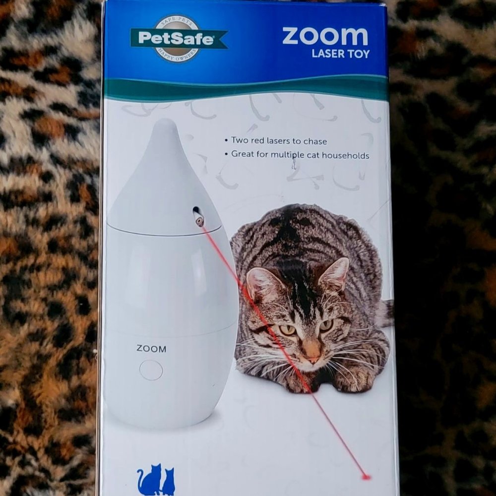 Cat Lazer Toy Pet Safe Zoom.. New!